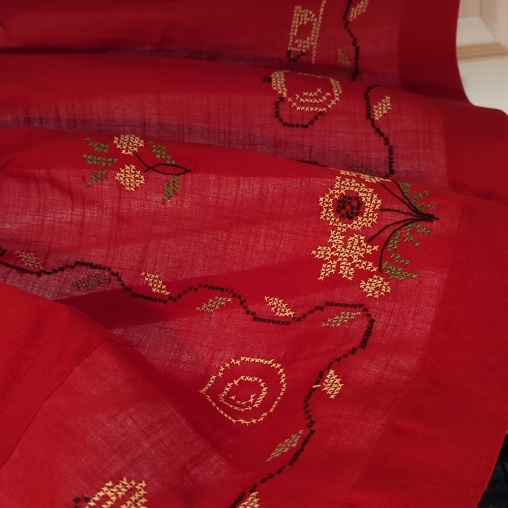 Apron - Picture 3 of 3